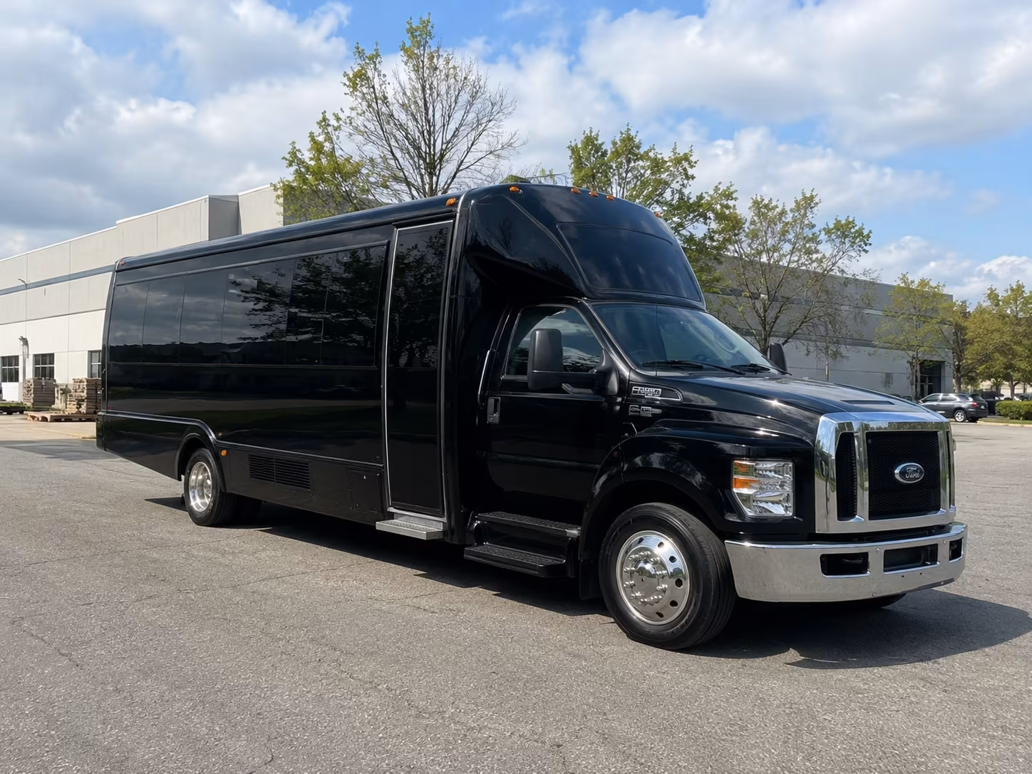 25 Passenger Party Bus Exterior
