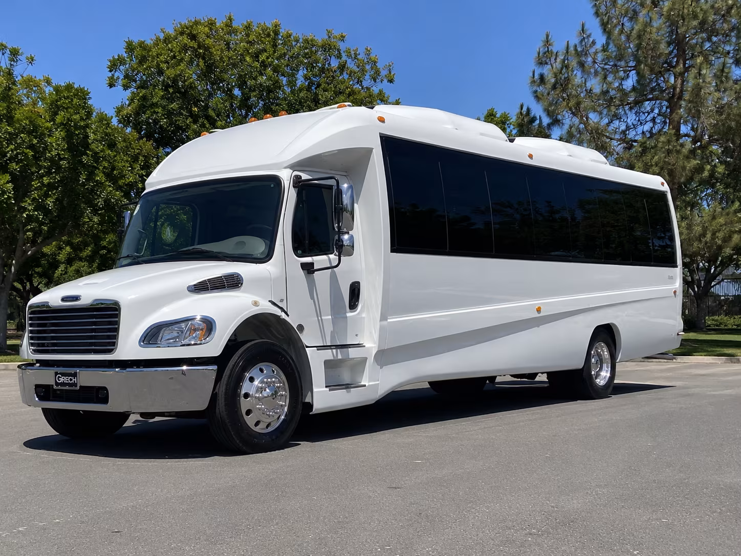 Fort Lauderdale Birthday, Sweet 16, & Quinceañera Transportation onboard seating