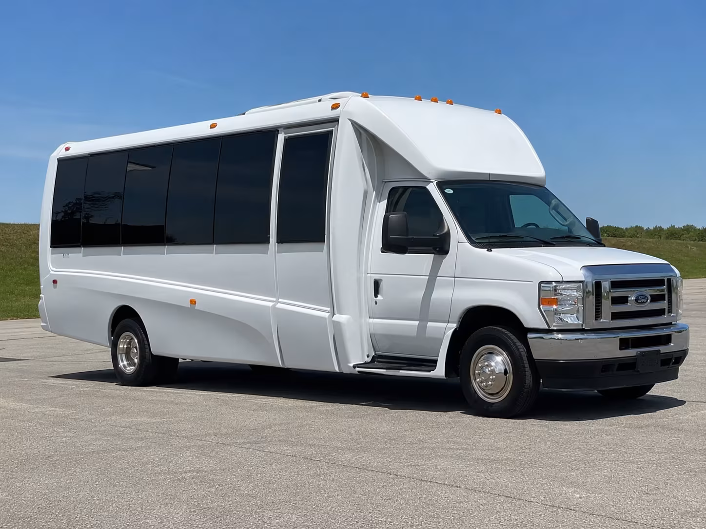 Fort Lauderdale Concert & Music Festival Transportation party bus exterior