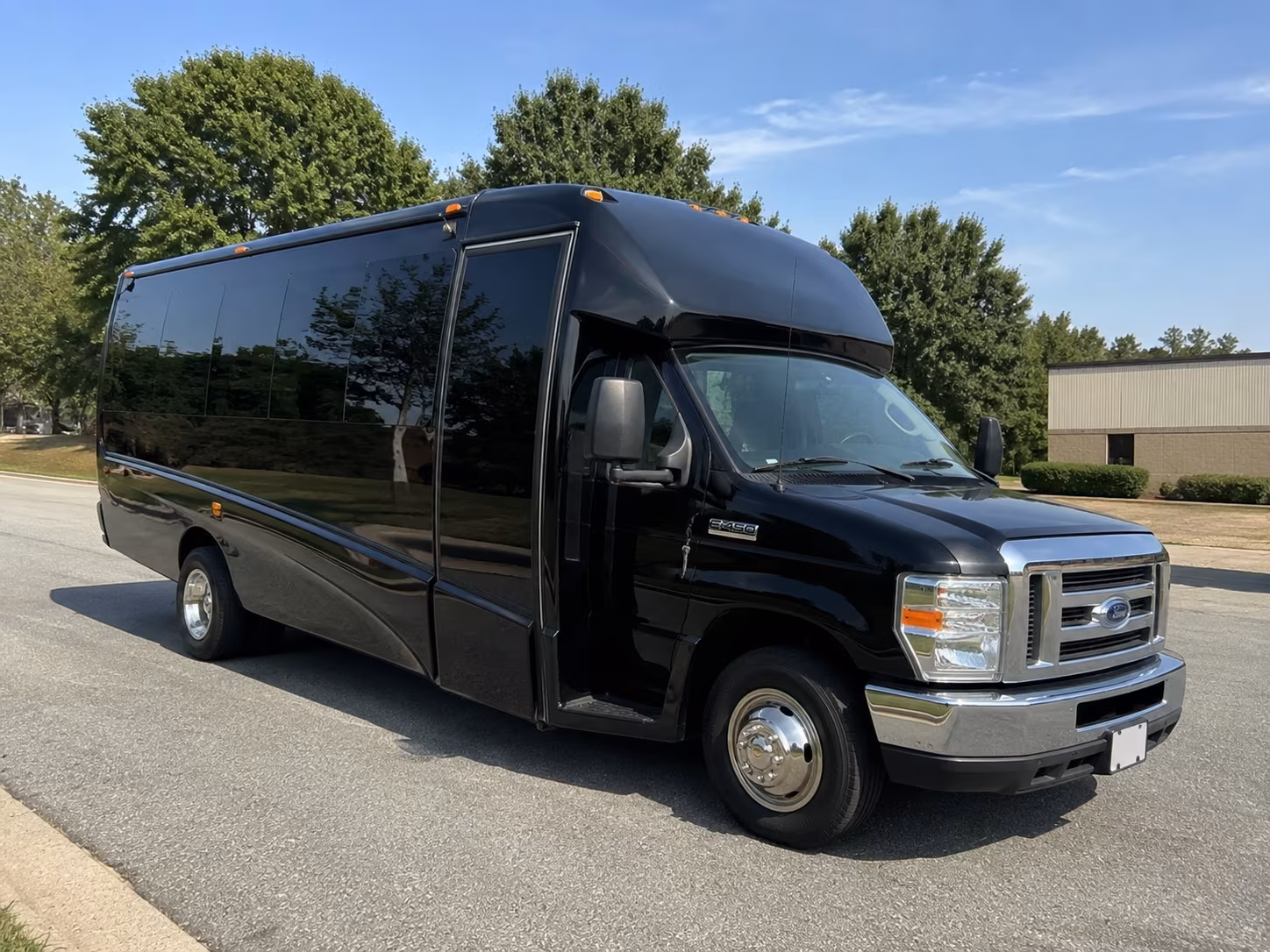 Fort Lauderdale Corporate Transportation party bus exterior