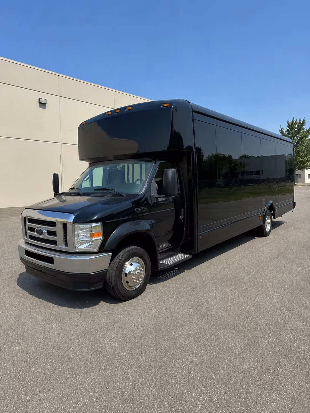 Fort Lauderdale Private Event Transportation party bus exterior