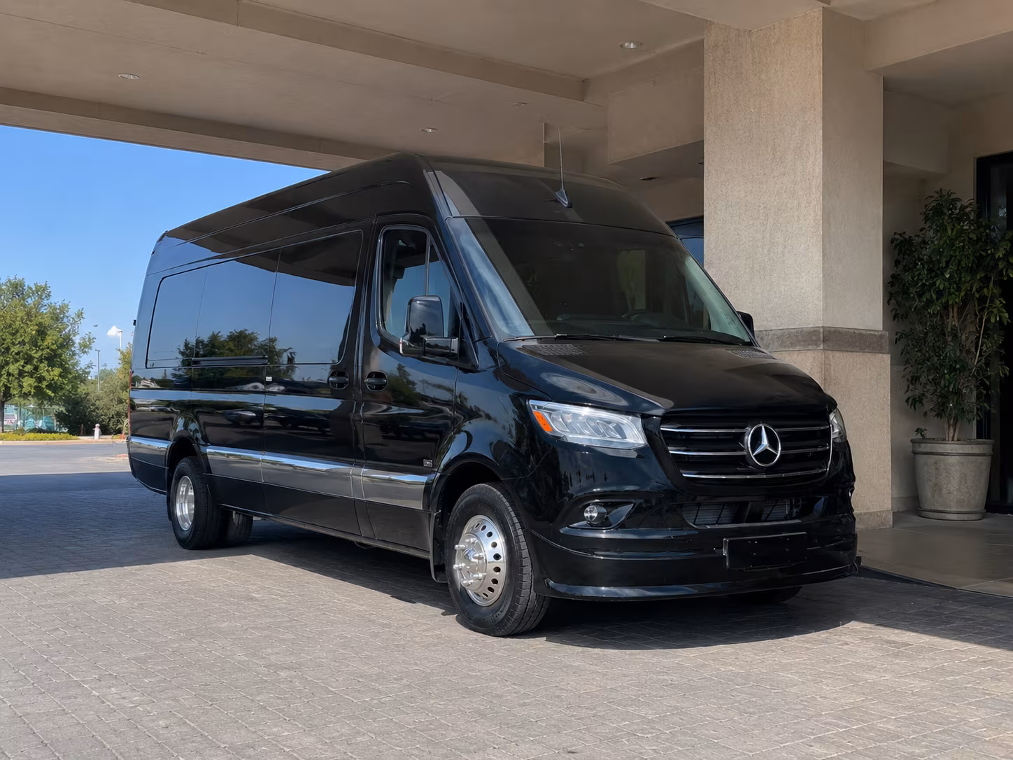 Fort Lauderdale School Event Transportation party bus exterior